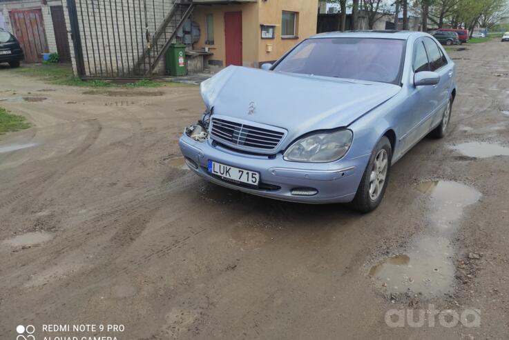 Mercedes-Benz S-Class W220 Sedan 4-doors