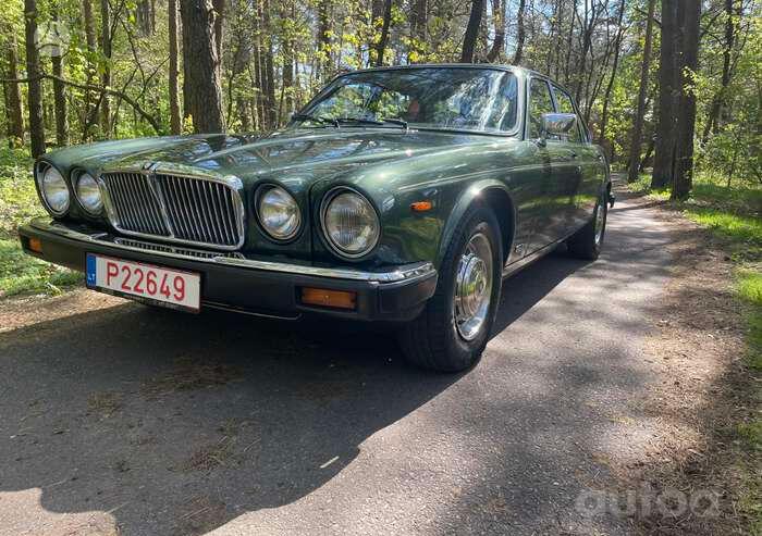 Jaguar XJ I (Series 3) Sedan