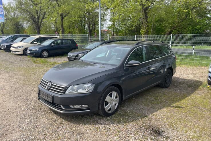 Volkswagen Passat B7 Variant wagon 5-doors