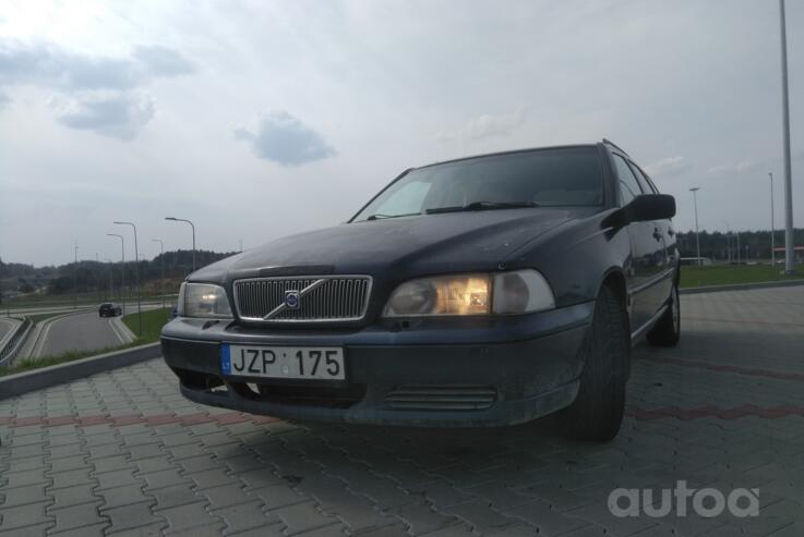 Volvo V70 1 generation wagon