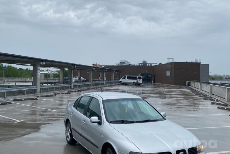 SEAT Toledo 2 generation Sedan