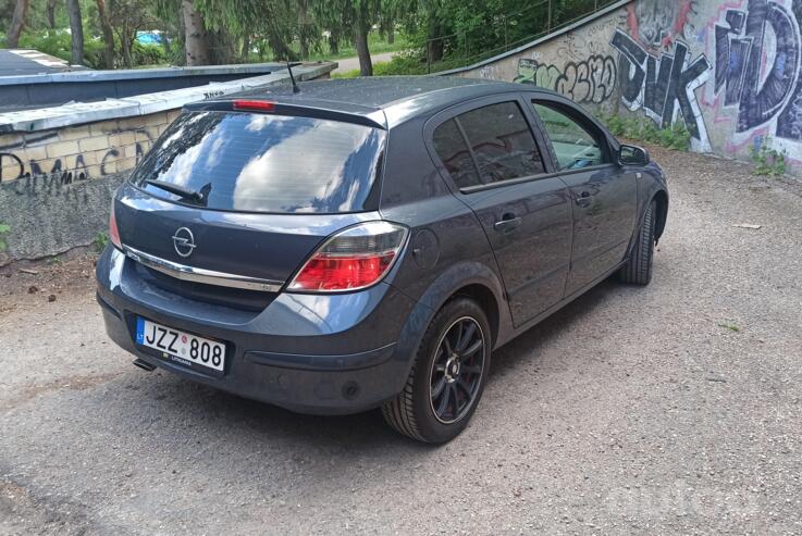 Opel Astra H [restyling]
