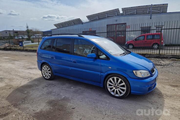 Opel Zafira OPC A Compactvan