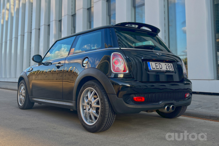 Mini Cooper S R56 Hatchback