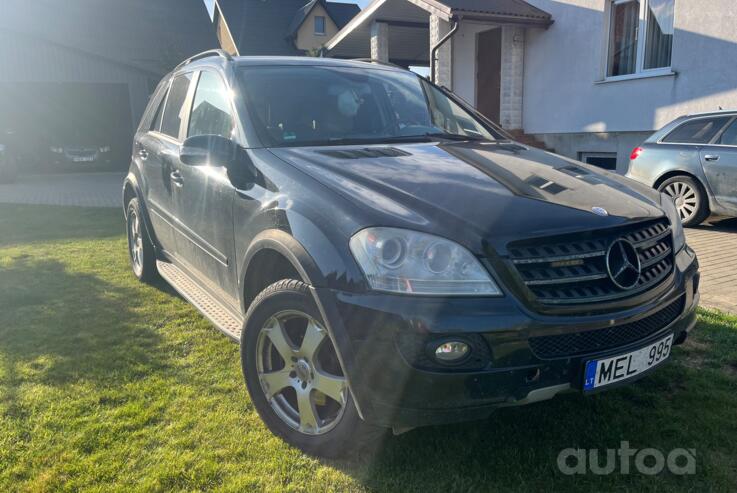Mercedes-Benz M-Class W164 Crossover 5-doors