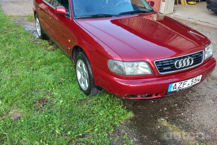 Audi A6 A4/C4 wagon