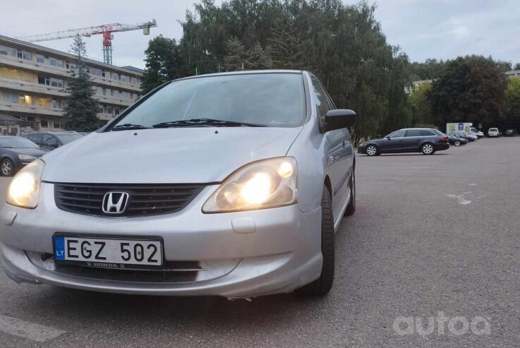Honda Civic 7 generation Hatchback 5-doors