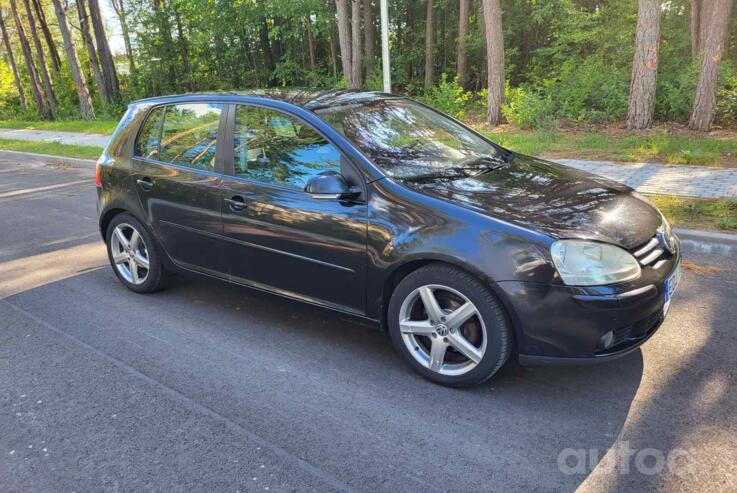Volkswagen Golf 5 generation Hatchback 5-doors