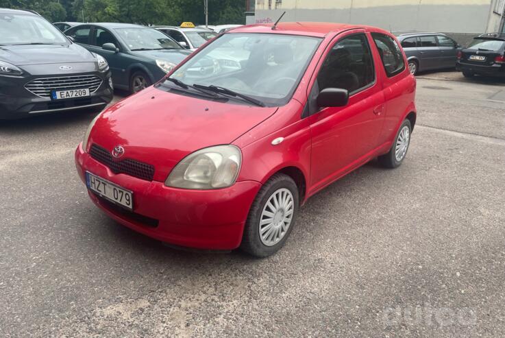 Toyota Yaris 1 generation