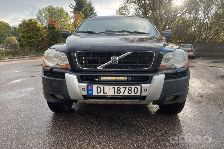 Volvo XC90 1 generation Crossover