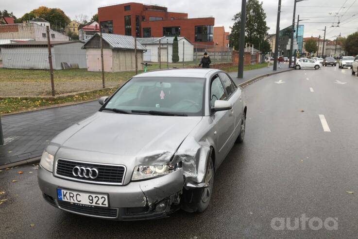 Audi A4 B6 Sedan