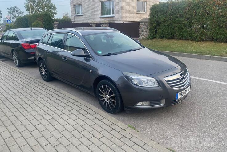 Opel Insignia A Sports Tourer wagon 5-doors