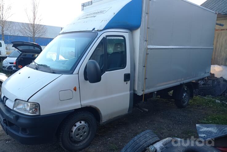 Peugeot Boxer 2 generation