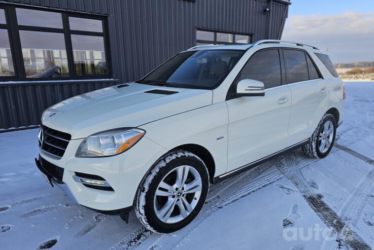 Mercedes-Benz M-Class W166 Crossover 5-doors
