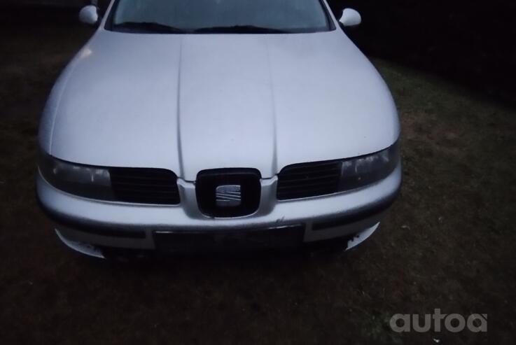 SEAT Leon 1 generation Hatchback