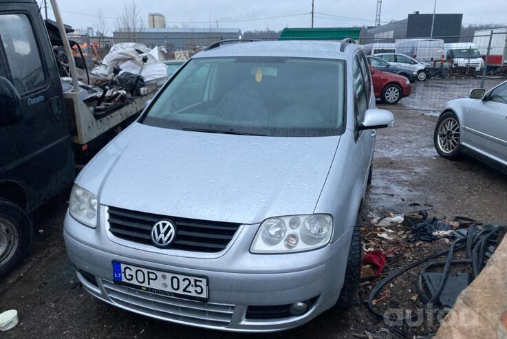 Volkswagen Touran 1 generation Minivan