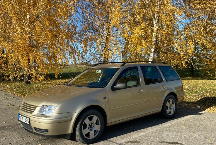 Volkswagen Bora 1 generation Variant wagon