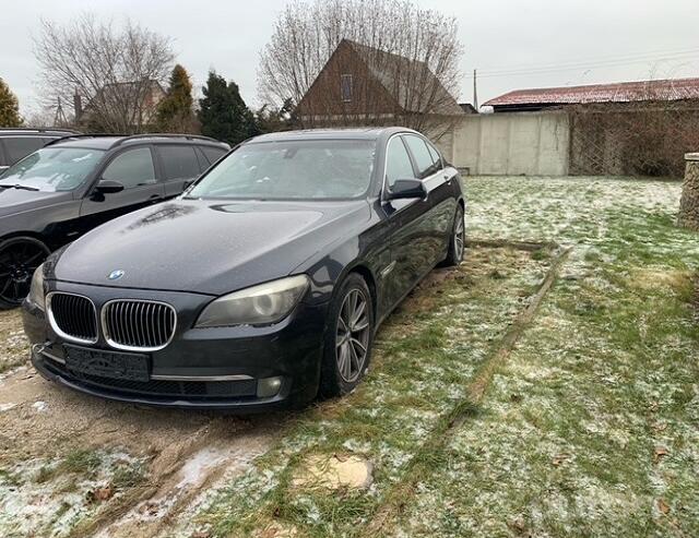 BMW 7 Series F01/F02 Sedan