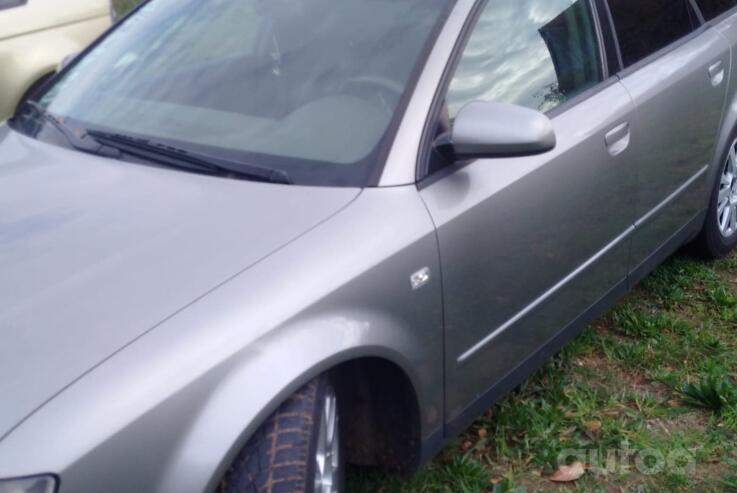 Audi A4 B6 Avant wagon 5-doors