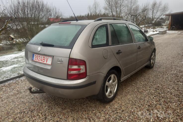 Skoda Fabia 1 generation [restyling]