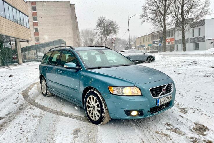 Volvo V50 1 generation [restyling]