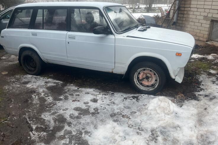 LADA (VAZ) 2104
