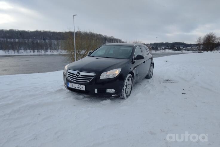 Opel Insignia A Sports Tourer OPC wagon 5-doors