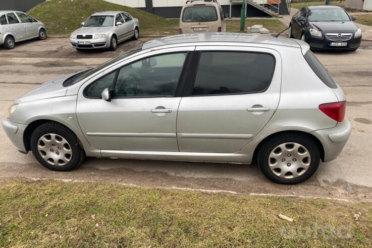 Peugeot 307 1 generation [restyling] Hatchback 5-doors