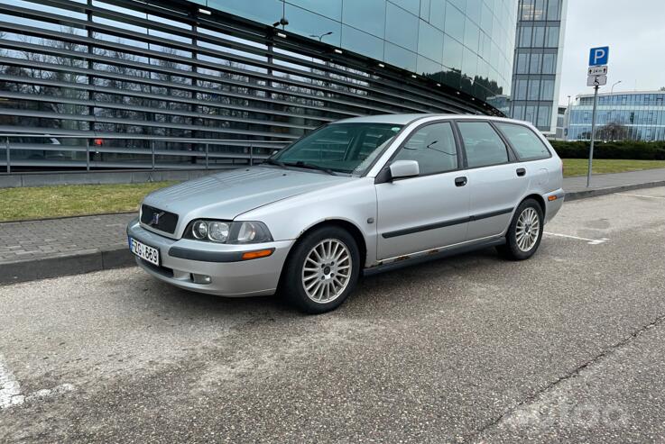 Volvo V40 1 generation [2th restyling] wagon