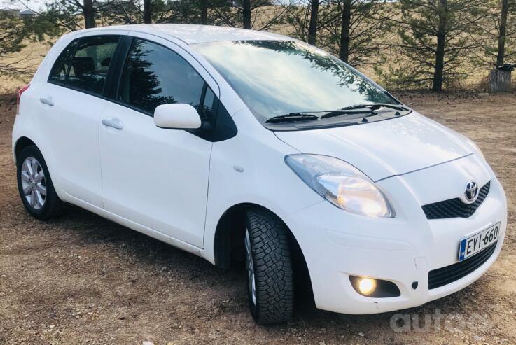 Toyota Yaris XP9 Hatchback 5-doors