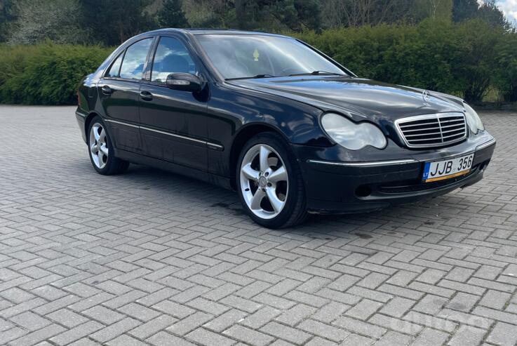 Mercedes-Benz C-Class W203/S203/CL203 Sedan
