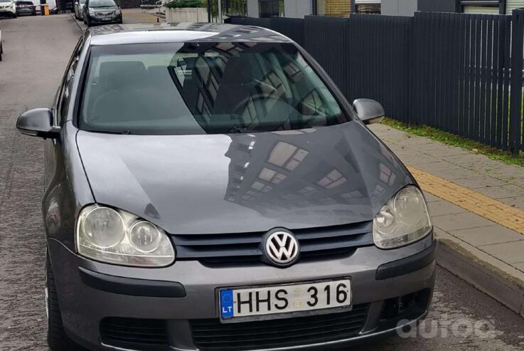 Volkswagen Golf 5 generation Hatchback 5-doors