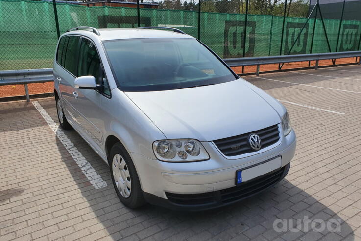 Volkswagen Touran 1 generation Minivan