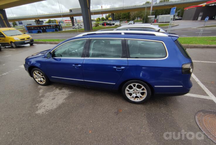 Volkswagen Passat B6 wagon 5-doors
