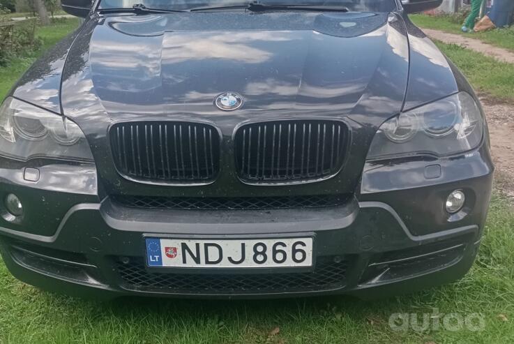 BMW X5 E70 Crossover