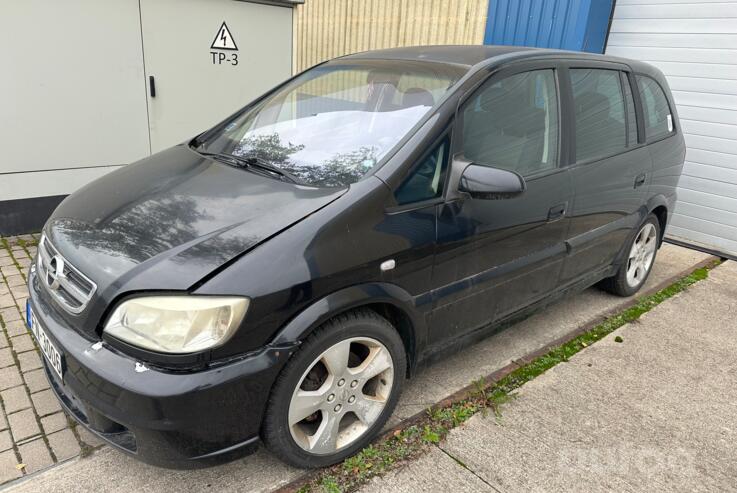 Opel Zafira A [restyling] Minivan 5-doors