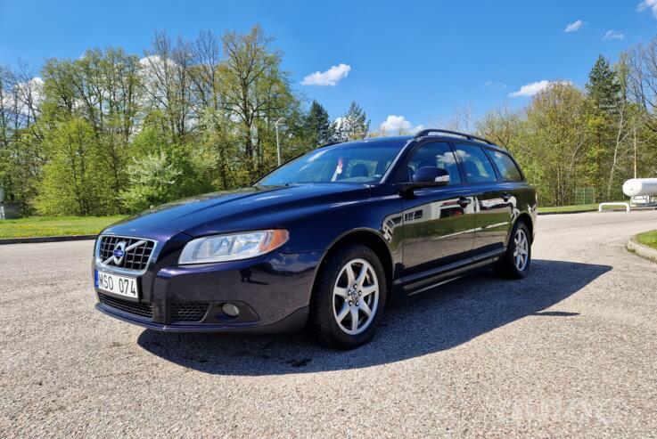 Volvo V70 3 generation wagon