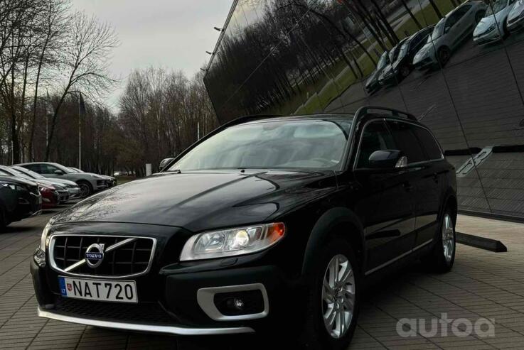Volvo XC70 3 generation wagon