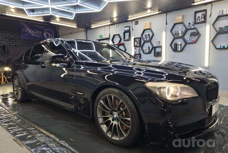 BMW 7 Series F01/F02 Sedan