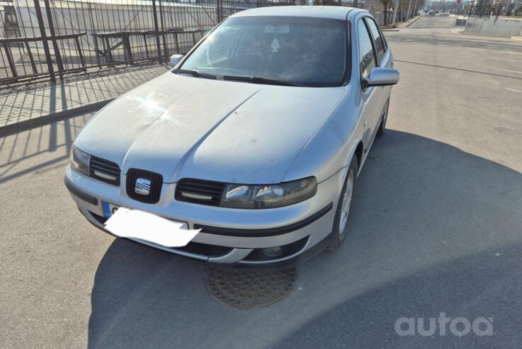 SEAT Leon 1 generation Hatchback