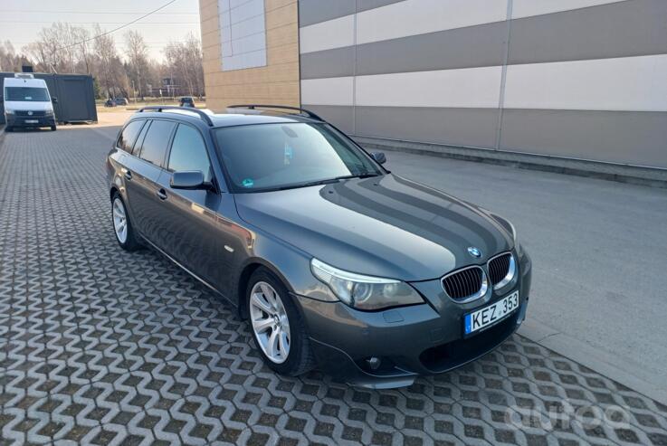 BMW 5 Series E60/E61 Touring wagon