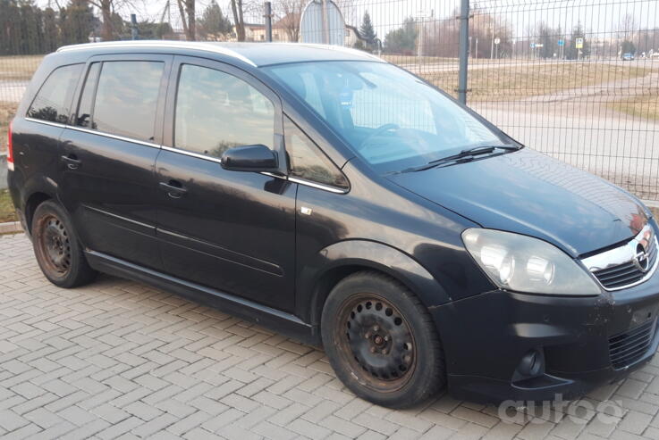 Opel Zafira B OPC minivan 5-doors
