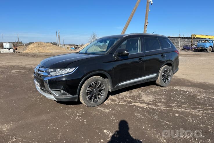 Mitsubishi Outlander 3 generation [2th restyling] Crossover