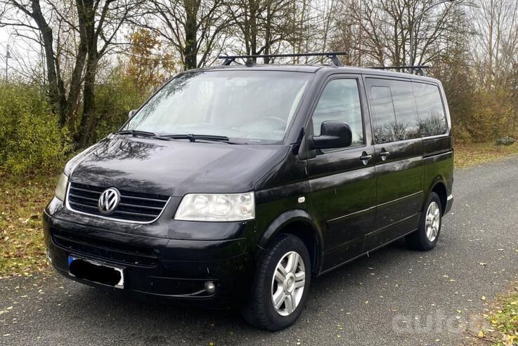 Volkswagen Multivan T5 Minivan