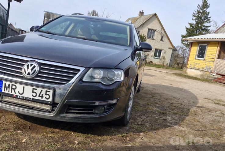 Volkswagen Passat B6 wagon 5-doors