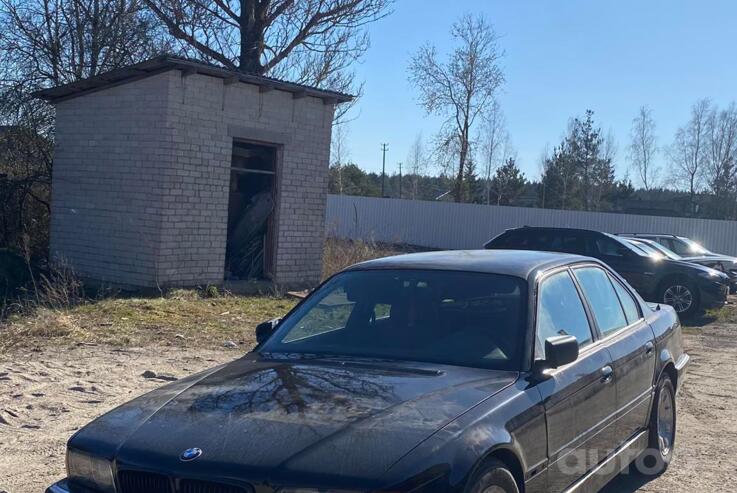 BMW 7 Series E38 Sedan