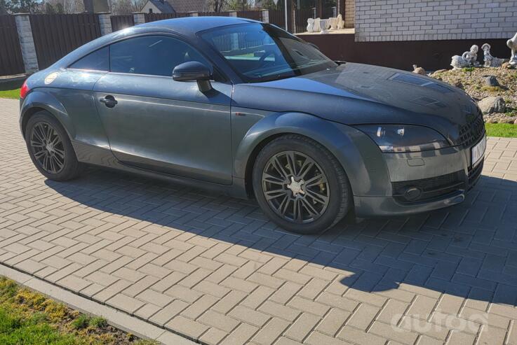 Audi TT 8J Coupe 2-doors