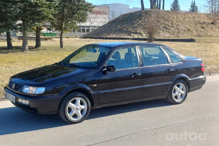 Volkswagen Passat B4 Sedan