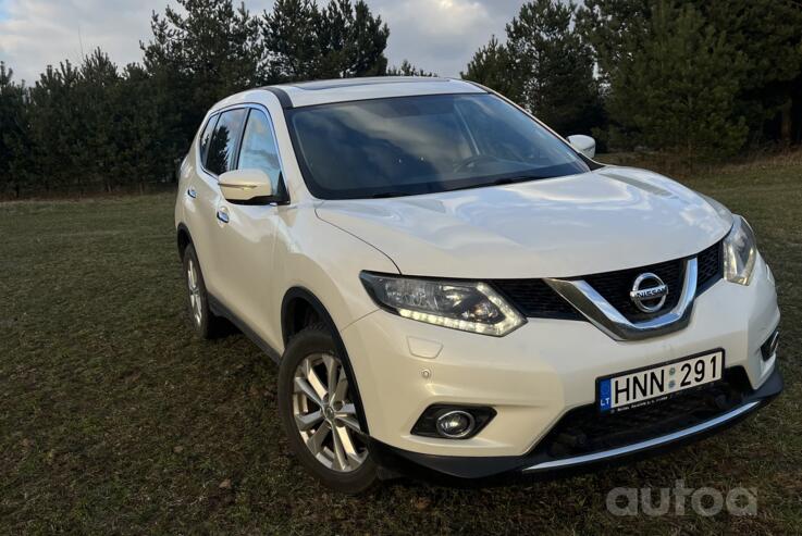 Nissan X-Trail T32 Crossover