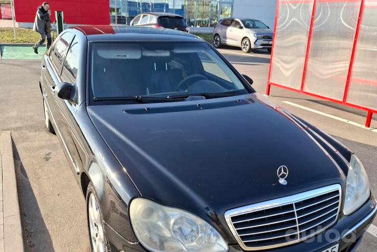 Mercedes-Benz S-klas (w126)